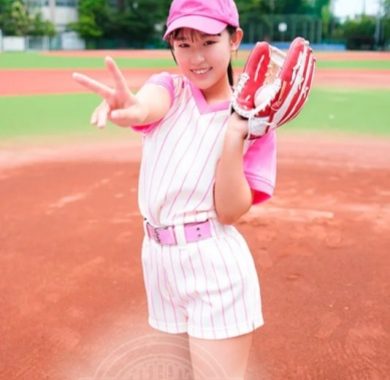 ?? 夢奈ももな