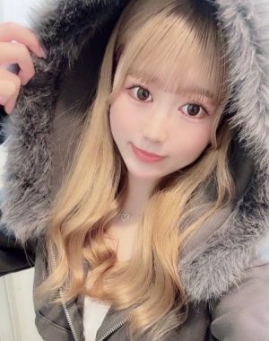 ?? 華恋 かれん